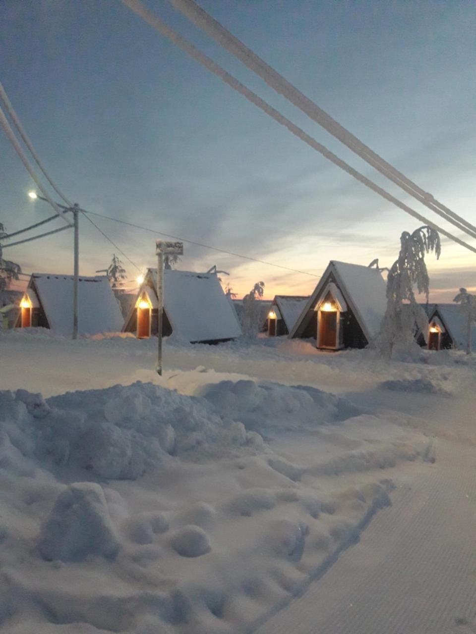 Karemajat Cottage Resort Ylitornio Buitenkant foto